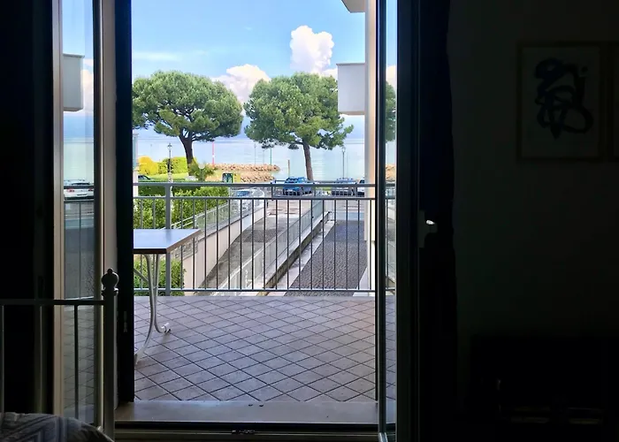 Casa Caterina Lake View Holidays Apartments
